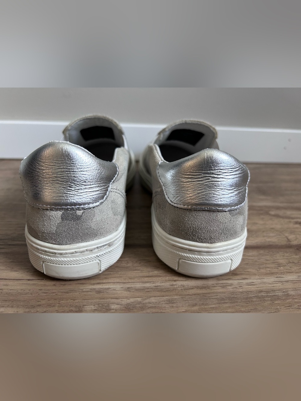 Chuska Shimmer camo Slip-On Camouflage Sneakers Neutral Gray white casual - Picture 9 of 9